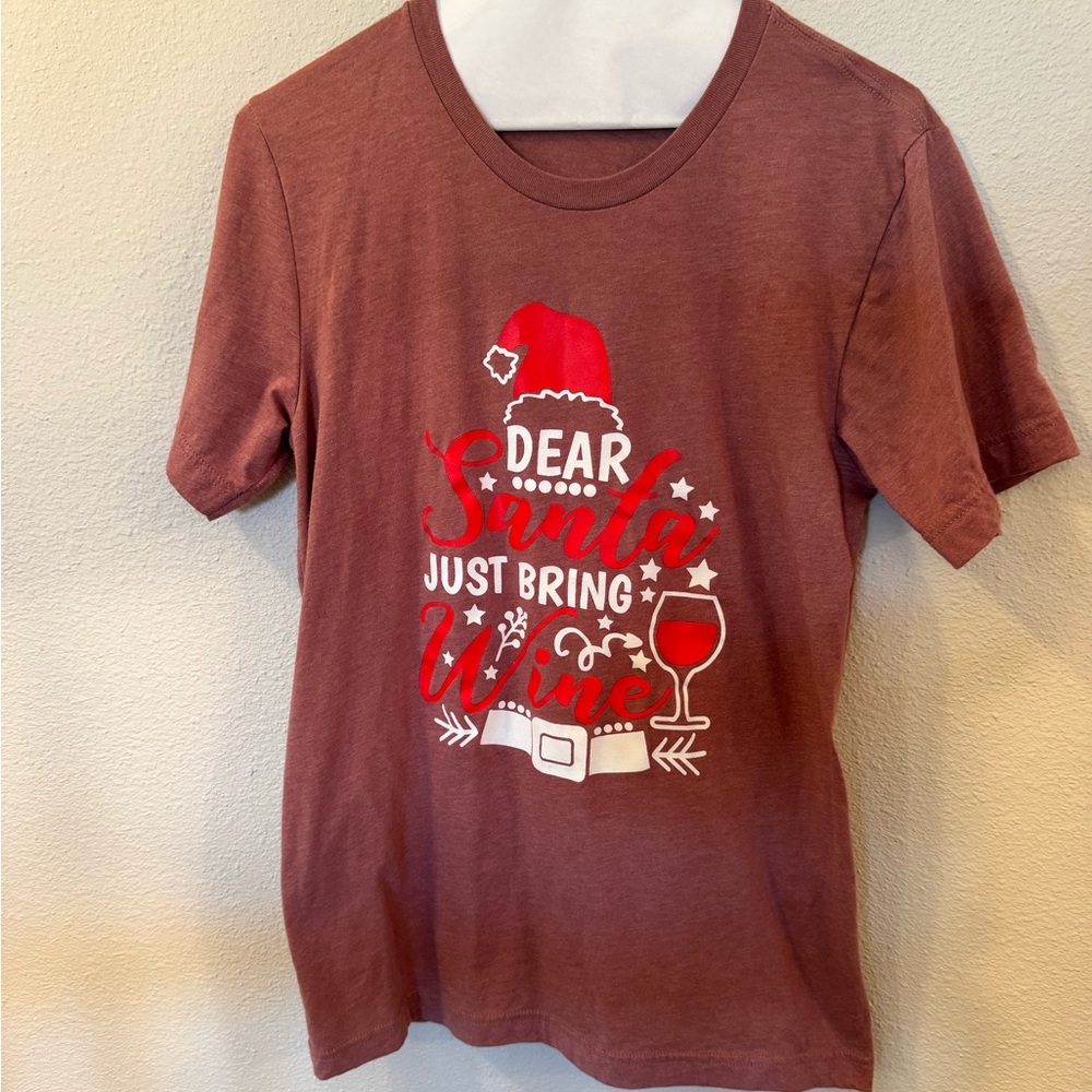 Women’s Mauve Holiday Graphic T-Shirt